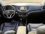 Hyundai Tucson 1.6 T-GDi Premium 4WD LEDER | KEYLESS ENTRY/G | AUTOMAAT | AWD | CAMERA | ELEKTRISCH VERSTELBARE STOELEN | STOELVERWARMING | STUURVERWARMING | STUURKOELING | PANORAMADAK | NAVIGATIE | LED | XENON KOPLAMPEN | APPLE CARPLAY / ANDROID AUTO | CRUISECONTROL |