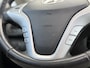 Hyundai ix20 1.6i i-Catcher Automaat - Schuif-/Kanteldak - Climate Control - Lichtmetalen velgen - Trekhaak