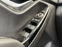 Hyundai ix20 1.6i i-Catcher Automaat - Schuif-/Kanteldak - Climate Control - Lichtmetalen velgen - Trekhaak