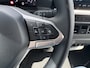 Volkswagen e-Transporter Caravelle L1 Life 64 kWh 136 Pk | 9 Persoons | Achteruitrijcamera | Warmtepomp | Prijs is INCL BTW & BPM Carplay/Android auto | Parkeersensoren | Prijs is INCL BTW & BPM