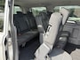 Volkswagen e-Transporter Caravelle L1 Life 64 kWh 136 Pk | 9 Persoons | Achteruitrijcamera | Warmtepomp | Prijs is INCL BTW & BPM Carplay/Android auto | Parkeersensoren | Prijs is INCL BTW & BPM