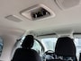 Volkswagen e-Transporter Caravelle L1 Life 64 kWh 136 Pk | 9 Persoons | Achteruitrijcamera | Warmtepomp | Prijs is INCL BTW & BPM Carplay/Android auto | Parkeersensoren | Prijs is INCL BTW & BPM