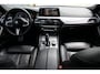 BMW 5-Serie 530e M Pakket | Schuifkanteldak | Harman Kardon | Standkachel | 360 Camera | HUD | Dode hoek | Elektrische kofferbak |