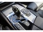 BMW 5-Serie 530e M Pakket | Schuifkanteldak | Harman Kardon | Standkachel | 360 Camera | HUD | Dode hoek | Elektrische kofferbak |