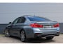 BMW 5-Serie 530e M Pakket | Schuifkanteldak | Harman Kardon | Standkachel | 360 Camera | HUD | Dode hoek | Elektrische kofferbak |
