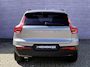 Volvo XC40 2.0 B4 Plus Dark | Trekhaak | 2.000KG Trekgewicht | Winterwielenset €995 | Harman Kardon Audio | Achteruitrijcamera | Parkeersensoren | Keyless Entry | Elektrische Achterklep | Elektrisch Verstelbare Voorstoelen | Stoelverwarming | Google Navigatie | Apple Carplay | Android Auto | Lichtmetalen Velgen 18 inch