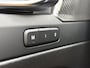 Volvo XC40 2.0 B4 Plus Dark | Trekhaak | Stoel/stuurverwarming | Power Seats | Memory | Stoel/Stuur verwarming | Harman/Kardon | Camera | Parkeersensoren V+A | Extra getint glas |