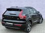 Volvo XC40 2.0 B4 Plus Dark | Trekhaak | 2.000KG Trekgewicht | Winterwielenset €995 | Harman Kardon Audio | Achteruitrijcamera | Parkeersensoren | Keyless Entry | Elektrische Achterklep | Elektrisch Verstelbare Voorstoelen | Stoelverwarming | Google Navigatie | Apple Carplay | Android Auto | Lichtmetalen Velgen 18 inch