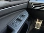 Volkswagen Golf 1.4 eHybrid GTE 245PK | IQ Drive | Digital Cockpit | Sportstoelen | LED | Stuur/Stoelverwarming | Camera | CarPlay | Adaptive Cruise | Navigatie | Climate