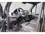 Mercedes-Benz Sprinter 319 3.0 CDI V6 L2H2 AUT. LED, 2X SCHUIFDEUR, 3.5T TREKHAAK, 360 CAMERA, MBUX 10'', LEDER, CRUISE, CLIMA, PARKEERSENSOREN, 18'' LM WIELEN, SIDEBARS, VOORSPOILER, ZONNEKLEP