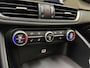 Alfa Romeo Giulia 2.0 T AWD Veloce, 280Pk, 2017, 1ste eigenaar, Dealer onderhouden, Panoramadak, Sport interieur, 19" Breedset, Climate control, Cruise control, Parkeersensoren, Camera,