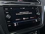 Volkswagen Tiguan 1.5 TSI R-Line | Trekhaak | Adaptieve Cruise Control | Stoelverwarming | Virtual Cockpit | 19'' Lichtmetalen Velgen | Navigatie | Climate Control |