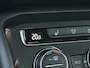 Volkswagen Tiguan 1.5 TSI R-Line | Trekhaak | Adaptieve Cruise Control | Stoelverwarming | Virtual Cockpit | 19'' Lichtmetalen Velgen | Navigatie | Climate Control |