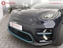 Kia Niro EV e-Niro DynamicPlusLine 64 kWh Trekhaak Schuif/kanteldak | Achteruitrijcamera | Adaptive Cruise Control | DAB | Stuur/Stoelverwarming