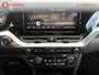 Kia Niro EV e-Niro DynamicPlusLine 64 kWh Trekhaak Schuif/kanteldak | Achteruitrijcamera | Adaptive Cruise Control | DAB | Stuur/Stoelverwarming