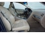 Volvo V70 2.4D Edition Airco / Cruise / Elektr. ramen / Trekhaak / Lm velgen / NAP / Apk t/m 04-2027