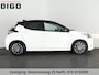 Toyota Yaris 1.5 HYBRIDE BLACK & WHITE GARANTIE TOT 3-2031! . APPLE CARPLAY & ANDRIOD AUTO . ACHTERUITRIJ CAMERA . ADAPTIEVE CRUISE CONTROL .