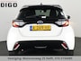 Toyota Yaris 1.5 HYBRIDE BLACK & WHITE GARANTIE TOT 3-2031! . APPLE CARPLAY & ANDRIOD AUTO . ACHTERUITRIJ CAMERA . ADAPTIEVE CRUISE CONTROL .