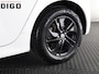 Toyota Yaris 1.5 HYBRIDE BI-TONE SPORT GARANTIE 6-2031 . ADAPTIEVE CRUISE CONTROL . DEALER ONDERHOUDEN . ACHTERUITRIJ CAMERA .
