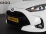 Toyota Yaris 1.5 HYBRIDE BI-TONE SPORT GARANTIE 6-2031 . ADAPTIEVE CRUISE CONTROL . DEALER ONDERHOUDEN . ACHTERUITRIJ CAMERA .