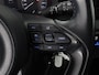 Toyota Yaris 1.5 HYBRIDE BI-TONE SPORT GARANTIE 6-2031 . ADAPTIEVE CRUISE CONTROL . DEALER ONDERHOUDEN . ACHTERUITRIJ CAMERA .