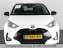 Toyota Yaris 1.5 HYBRIDE BI-TONE SPORT GARANTIE 6-2031 . ADAPTIEVE CRUISE CONTROL . DEALER ONDERHOUDEN . ACHTERUITRIJ CAMERA .