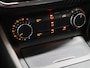 Mercedes-Benz A-klasse 250 AMG Sport Ambition [SCHUIFKANTELDAK, CAMERA, CRUISE, PDC V+A, STOELVERWARMING, MULTIFUNCTIONEEL STUURWIEL, VOL LEDER, BLUETOOTH, NAVIGATIE, NIEUWSTAAT]