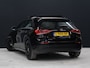 Mercedes-Benz A-klasse 180 Business Solution AMG [SCHUIFDAK, CAMERA, BLUETOOTH, STOELVERWARMING, SCHAKELFLIPPERS, NIEUWSTAAT]