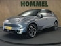 Lynk & Co 02 More 66 kWh - ORIGINEEL NEDERLANDSE AUTO - PANORAMADAK - DODEHOEK DETECTIE - 3 FASE LADEN - SNELWEGLAAD MOGELIJKHEID - PARKEERSENSOREN VOOR EN ACHTER - HARMAN KARDON GELUIDSINSTALLATIE - 360 GRADEN CAMERA