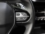 Peugeot 2008 1.2 Hybrid 145PK Allure | 1ste eigenaar | AppleCarPlay/AndroidAuto | Climate Control | Camera | Adaptive Cruise Control | Keyless | FULL LED | LMV | Parkeersensoren | Privacy Glass | Isofix | Afdaal Assistent |