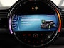 MINI Clubman 136PK Cooper Business Edition | 1ste eigenaar | AppleCarplay/AndroidAuto | Climate Control | Cruise Control | LED | Parkeersensoren | Armsteun | Navigatie | 17"LMV | Trekhaak | Isofix |