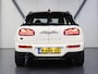 MINI Clubman 136PK Cooper Business Edition | 1ste eigenaar | AppleCarplay/AndroidAuto | Climate Control | Cruise Control | LED | Parkeersensoren | Armsteun | Navigatie | 17"LMV | Trekhaak | Isofix |