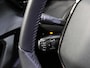 Peugeot e-2008 EV Allure 50 kWh 136PK | 1ste eigenaar | AppleCarPlay/AndroidAuto | Climate Control | Cruise Control | Keyless | FULL LED | LMV | Parkeersensoren | Privacy Glass | Isofix | DAB Radio |