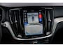 Volvo V60 2.0 T8 Plug-in hybrid AWD Plus Dark | PHEV Long Range | 360 Graden Camera | Panoramadak | Head-up Display | Harman Kardon Audio | Keyless Entry | Elektrische Achterklep | Elektrisch Verstelbare Voorstoelen | Navigatie | Apple Carplay | Android Auto