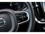 Volvo V60 2.0 T8 Plug-in hybrid AWD Plus Dark | PHEV Long Range | 360 Graden Camera | Panoramadak | Head-up Display | Harman Kardon Audio | Keyless Entry | Elektrische Achterklep | Elektrisch Verstelbare Voorstoelen | Navigatie | Apple Carplay | Android Auto