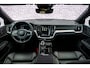 Volvo V60 2.0 T8 Plug-in hybrid AWD Plus Dark | PHEV Long Range | 360 Graden Camera | Panoramadak | Head-up Display | Harman Kardon Audio | Keyless Entry | Elektrische Achterklep | Elektrisch Verstelbare Voorstoelen | Navigatie | Apple Carplay | Android Auto