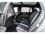 Volvo V60 2.0 T8 Plug-in hybrid AWD Plus Dark | PHEV Long Range | 360 Graden Camera | Panoramadak | Head-up Display | Harman Kardon Audio | Keyless Entry | Elektrische Achterklep | Elektrisch Verstelbare Voorstoelen | Navigatie | Apple Carplay | Android Auto