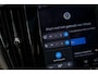 Volvo V60 2.0 T8 Plug-in hybrid AWD Plus Dark | PHEV Long Range | 360 Graden Camera | Panoramadak | Head-up Display | Harman Kardon Audio | Keyless Entry | Elektrische Achterklep | Elektrisch Verstelbare Voorstoelen | Navigatie | Apple Carplay | Android Auto
