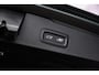 Volvo V60 2.0 T8 Plug-in hybrid AWD Plus Dark | PHEV Long Range | 360 Graden Camera | Panoramadak | Head-up Display | Harman Kardon Audio | Keyless Entry | Elektrische Achterklep | Elektrisch Verstelbare Voorstoelen | Navigatie | Apple Carplay | Android Auto