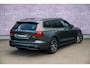 Volvo V60 2.0 T8 Plug-in hybrid AWD Plus Dark | PHEV Long Range | 360 Graden Camera | Panoramadak | Head-up Display | Harman Kardon Audio | Keyless Entry | Elektrische Achterklep | Elektrisch Verstelbare Voorstoelen | Navigatie | Apple Carplay | Android Auto