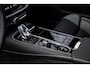 Volvo V60 2.0 T8 Plug-in hybrid AWD Plus Dark | PHEV Long Range | 360 Graden Camera | Panoramadak | Head-up Display | Harman Kardon Audio | Keyless Entry | Elektrische Achterklep | Elektrisch Verstelbare Voorstoelen | Navigatie | Apple Carplay | Android Auto