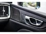 Volvo V60 2.0 T8 Plug-in hybrid AWD Plus Dark | PHEV Long Range | 360 Graden Camera | Panoramadak | Head-up Display | Harman Kardon Audio | Keyless Entry | Elektrische Achterklep | Elektrisch Verstelbare Voorstoelen | Navigatie | Apple Carplay | Android Auto
