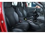 Peugeot 2008 1.2 Turbo GT Pack | Adapt. Cruise | Schuifdak | Stoelverwarming | Camera | Navi | Carplay | Keyless | 18 Inch | Alcantara | Climate | LED |