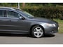 Volvo V70 2.0F Summum / Leder interieur / Trekhaak / Stoelverwarming / Parkeersensoren / Climate control / enz.