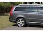 Volvo V70 2.0F Summum / Leder interieur / Trekhaak / Stoelverwarming / Parkeersensoren / Climate control / enz.