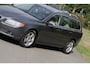 Volvo V70 2.0F Summum / Leder interieur / Trekhaak / Stoelverwarming / Parkeersensoren / Climate control / enz.