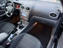 Ford Focus 1.8 Titanium | Autom. Airco | Cruise Control | Elekt. Ramen | LMV | PDC | APK tot 01-12-2026!