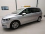 Volkswagen Touran 1.4 TSI Connected Series Pdc | Lmv | Panoramadak | Trekhaak | Keyless