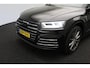 Audi Q5 55 TFSI e quattro Competition 2019 S-Line | Lederen bekleding | Cruise control | Trekhaak | Climate control | PDC | Xenon LED | DAB | Keyless | Luchtvering | Stoelverwarming |
