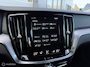 Volvo V60 2.0 T4 Momentum Pro / Panoramadak / Pilot Assist